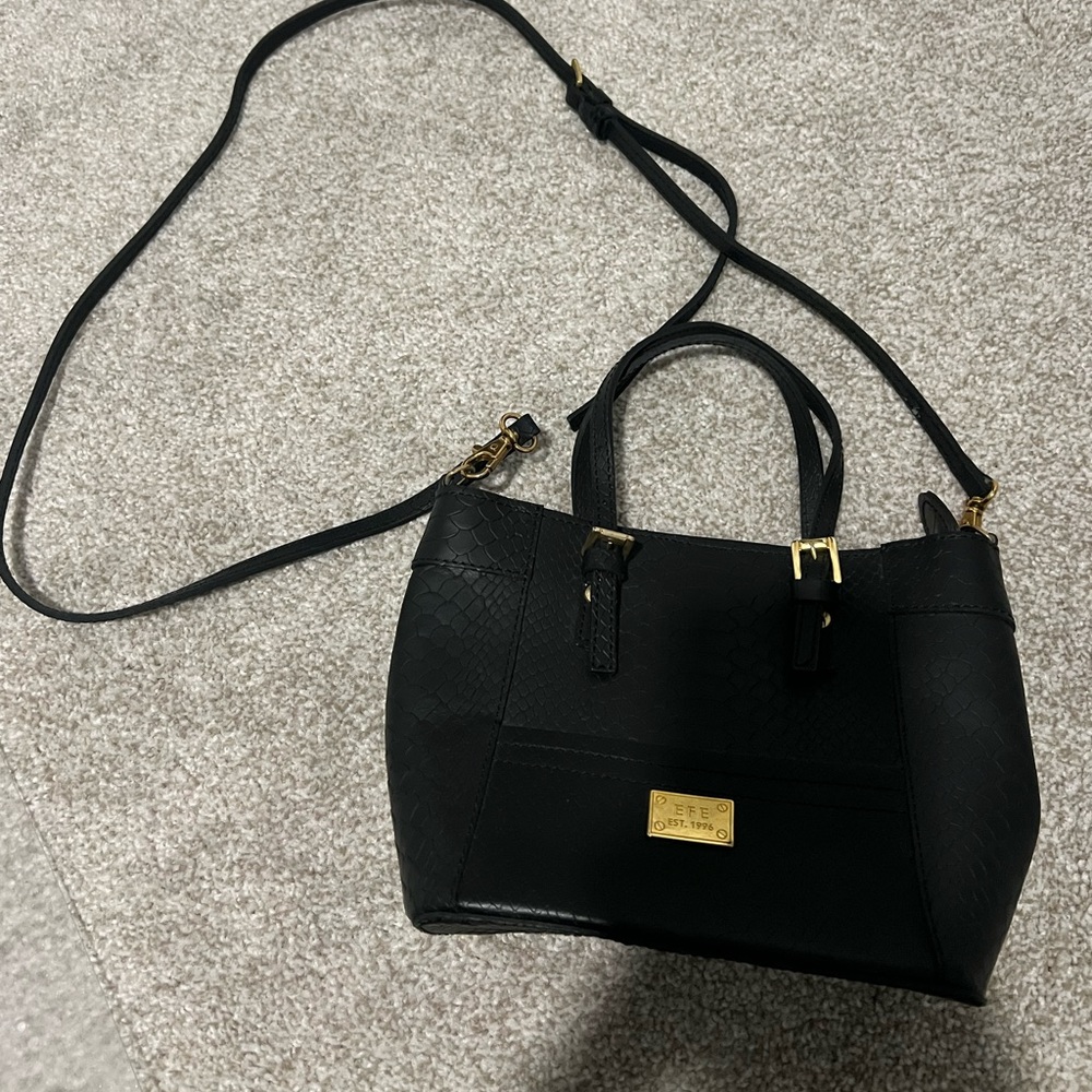 Small black purse EFE